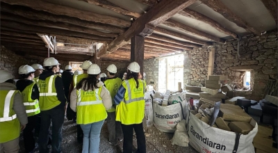 Visita de EAGI a nuestro proyecto de rehabilitación Passivhaus en Lizartza